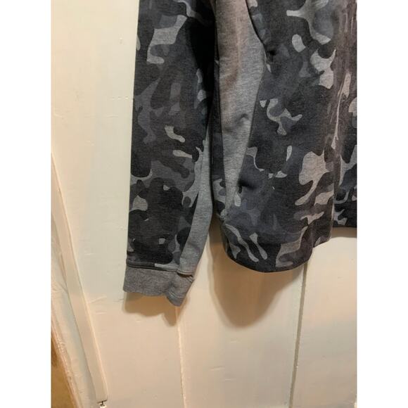 Nike Tech sweatshirt crewneck gray camo women's Size L - Picture 4 of 9